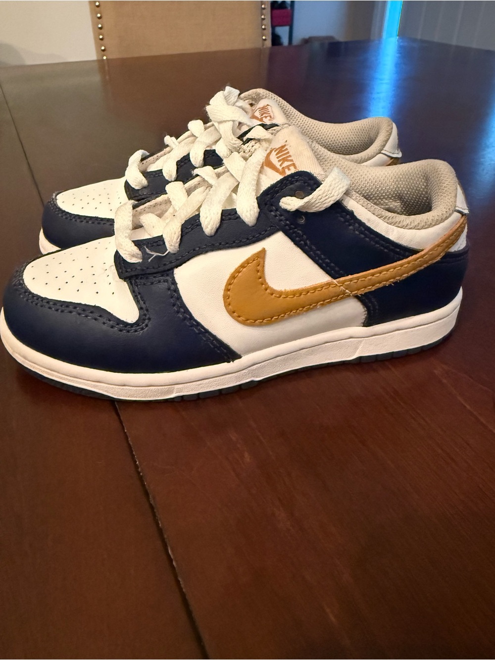 Nike Kids Dunk Low Sneakers in White, Navy & Gold - Picture 4 of 7